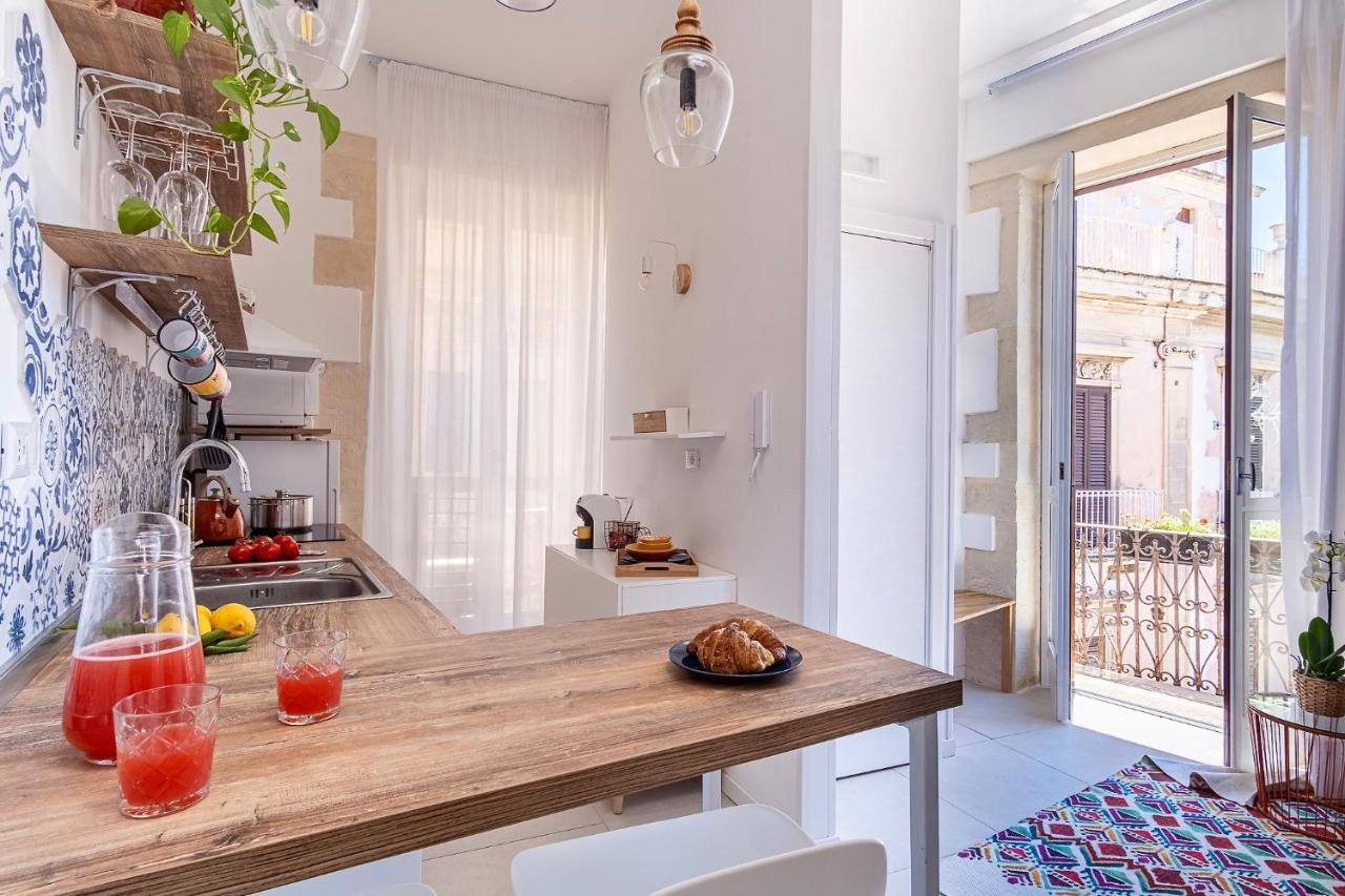 La Gorgone Ortigia Suites Syracuse Bagian luar foto
