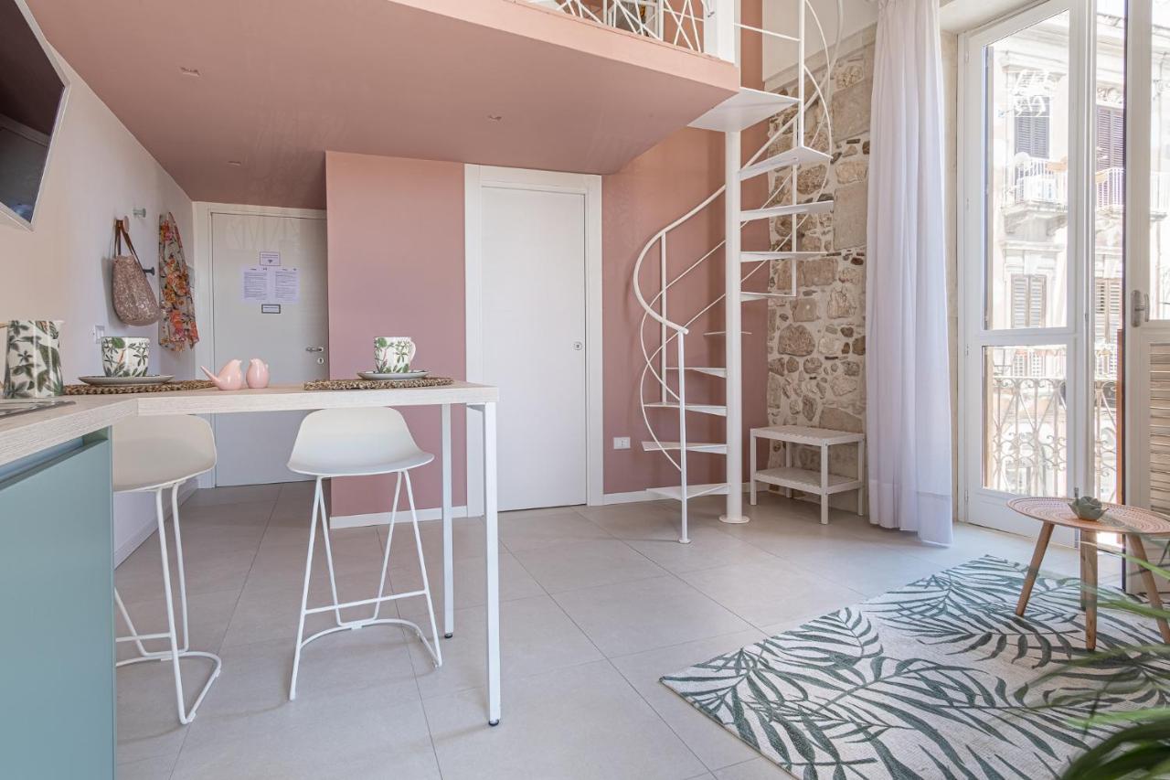 La Gorgone Ortigia Suites Syracuse Bagian luar foto