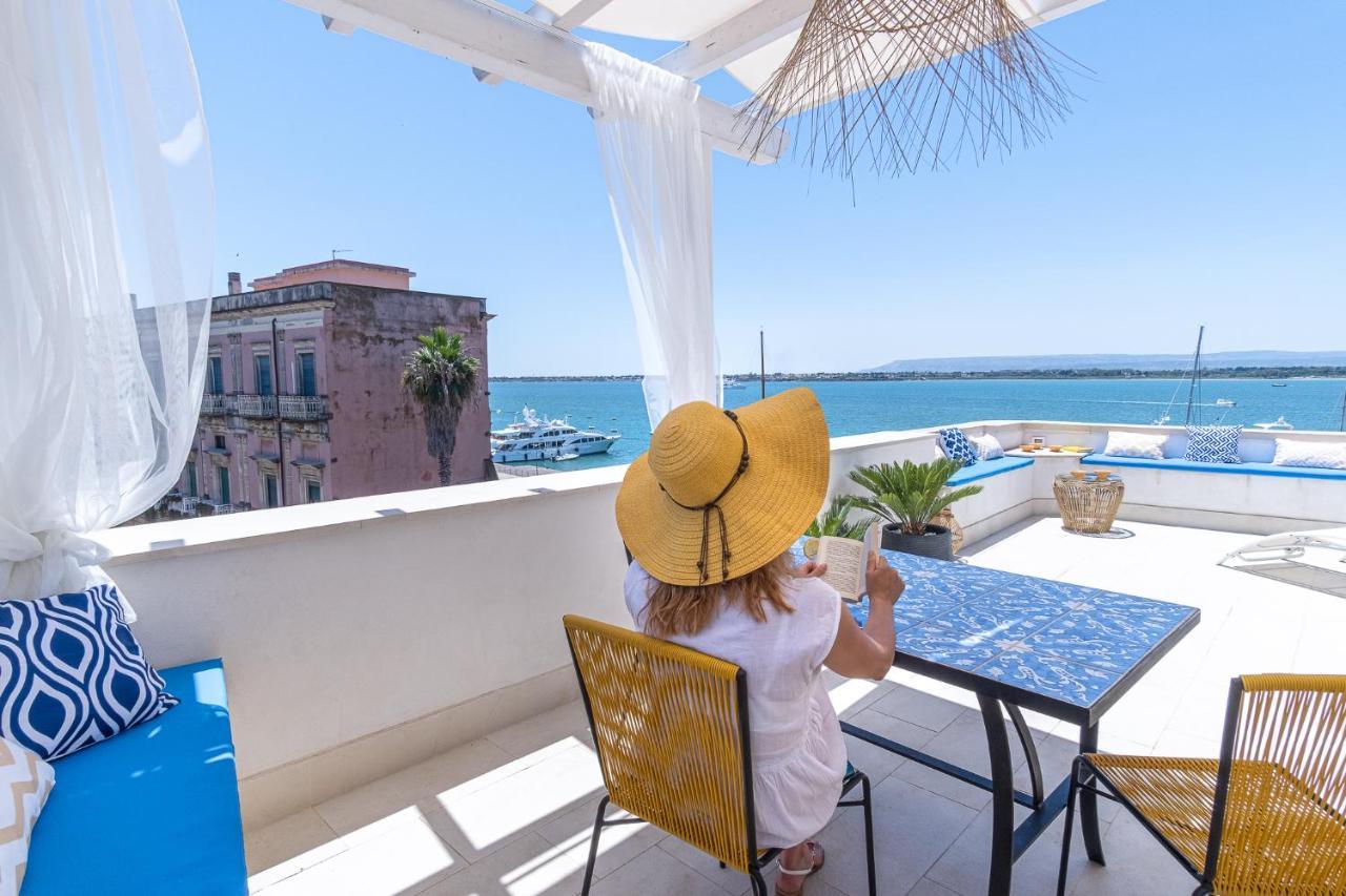 La Gorgone Ortigia Suites Syracuse Bagian luar foto